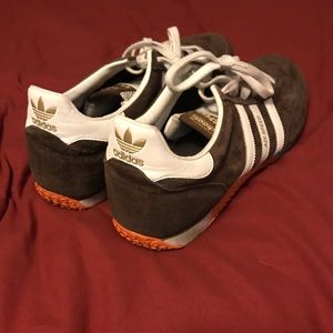 Men’s Adidas Brown Suede Size 12 Shoes